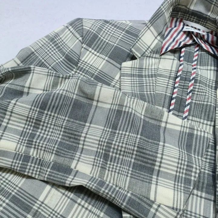 Thom Browne Thom Browne Gray Plaid Long Sleeve Suit 0079 Size US S / EU 44-46 / 1 - 10 Thumbnail