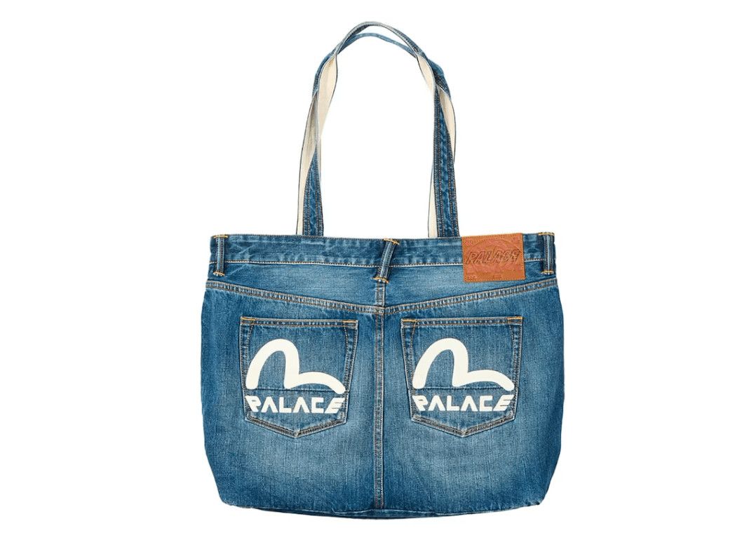 Palace Palace Hippy Salute Billfold Wallet | Grailed