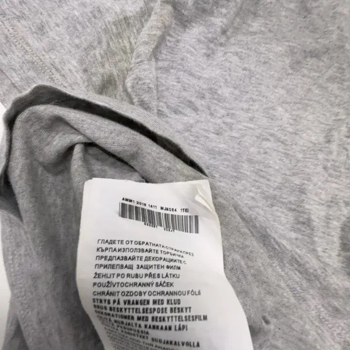 Miu Miu Miu Miu Casual Comfortable Round Neck T-Shirt 0079 Size XS / US 0-2 / IT 36-38 - 5 Thumbnail