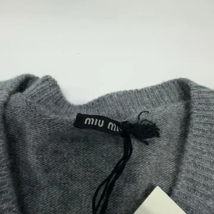 Miu Miu Miu Miu Logo Long Sleeve Knit Sweater 0079 Size XL / US 12-14 / IT 48-50 - 7 Thumbnail