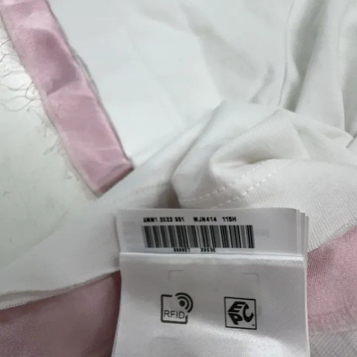 Miu Miu Miu Miu Color Block Logo Embroidery T-Shirt 0079 Size S / US 4 / IT 40 - 5 Thumbnail