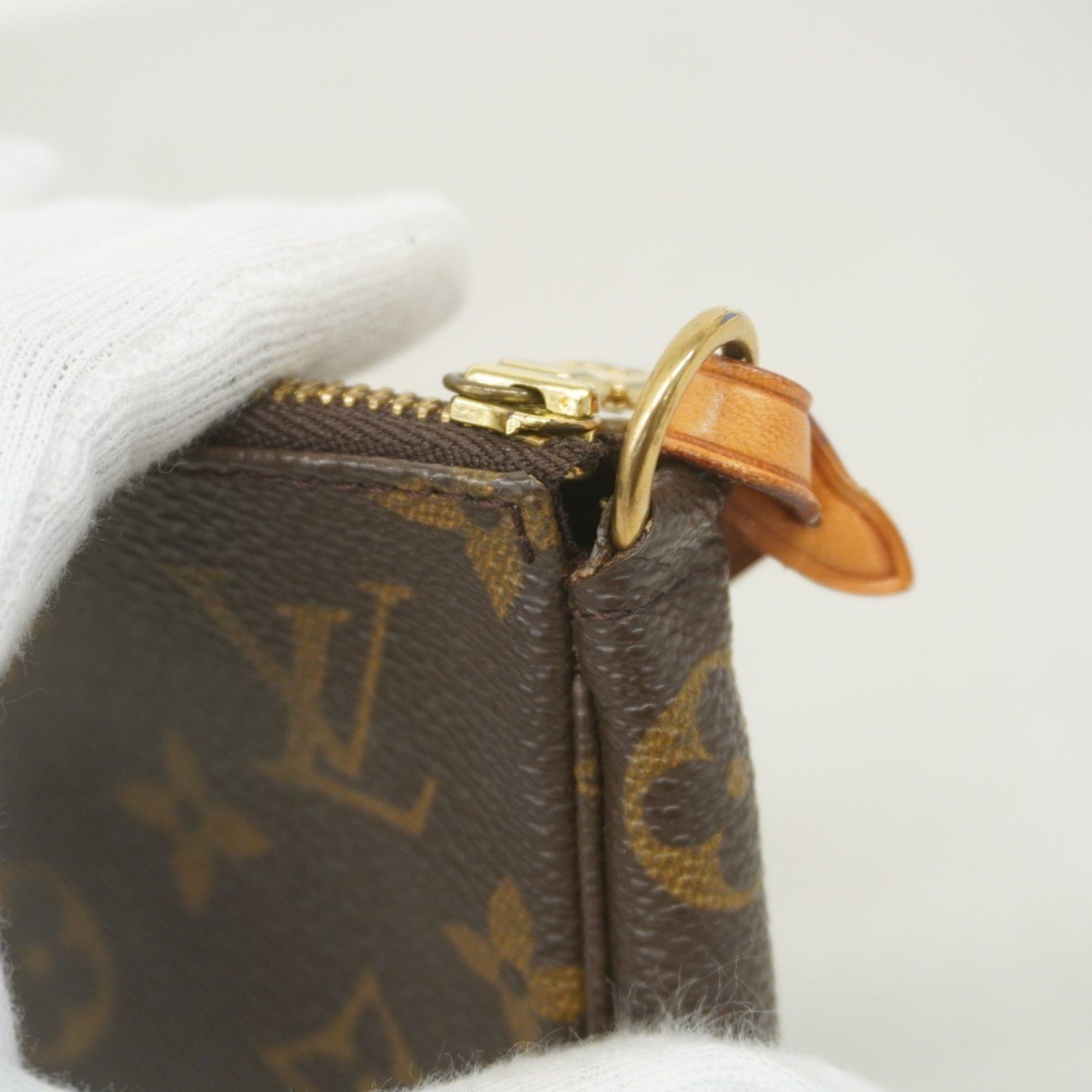 Louis Vuitton Louis Vuitton Pochette Accessoire clutch Size ONE SIZE - 7 Thumbnail