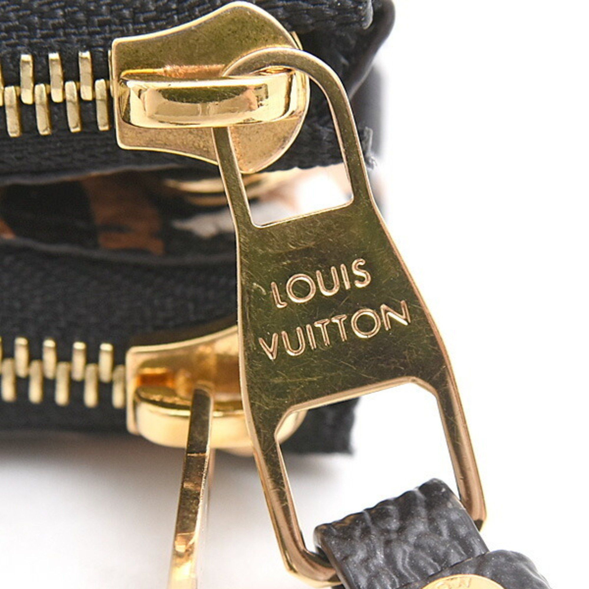 Louis Vuitton Louis Vuitton Double Zip clutch Size ONE SIZE - 4 Thumbnail
