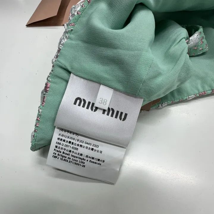 Miu Miu Miu Miu Floral Lace Crop Top for Women 0079 Size M / US 6-8 / IT 42-44 - 4 Thumbnail