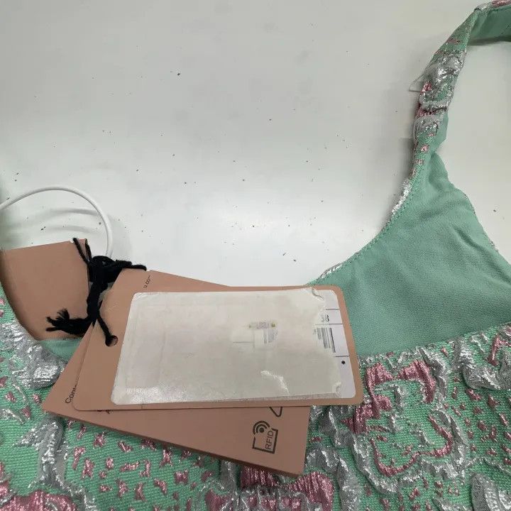Miu Miu Miu Miu Floral Lace Crop Top for Women 0079 Size M / US 6-8 / IT 42-44 - 6 Thumbnail