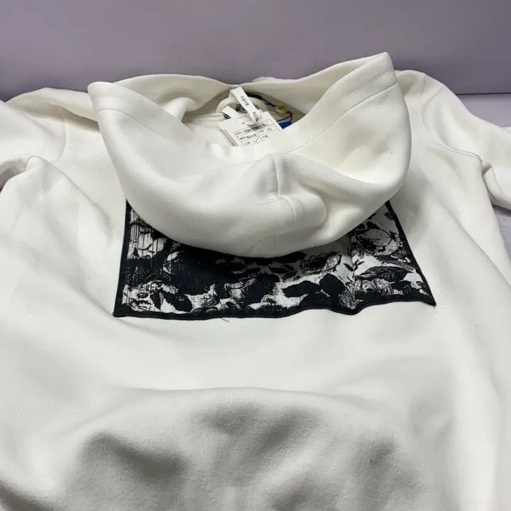 Miu Miu Miu Miu Logo Embroidery Hoodie for Women 0079 Size XS / US 0-2 / IT 36-38 - 7 Thumbnail