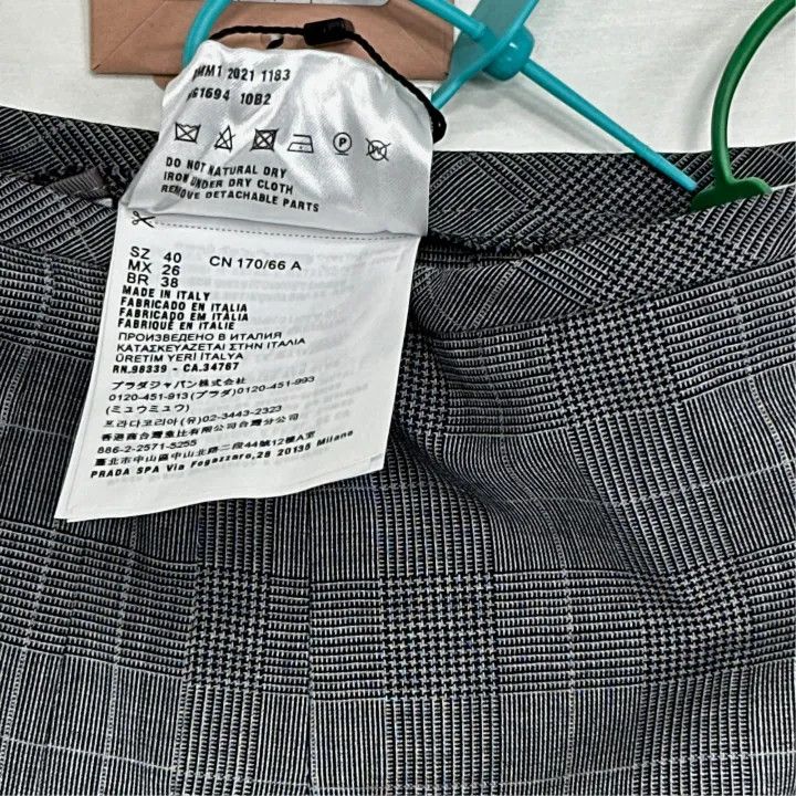 Miu Miu Miu Miu FW21 Check Pleated Skirt 0079 Size 40" / US 18 - 4 Thumbnail