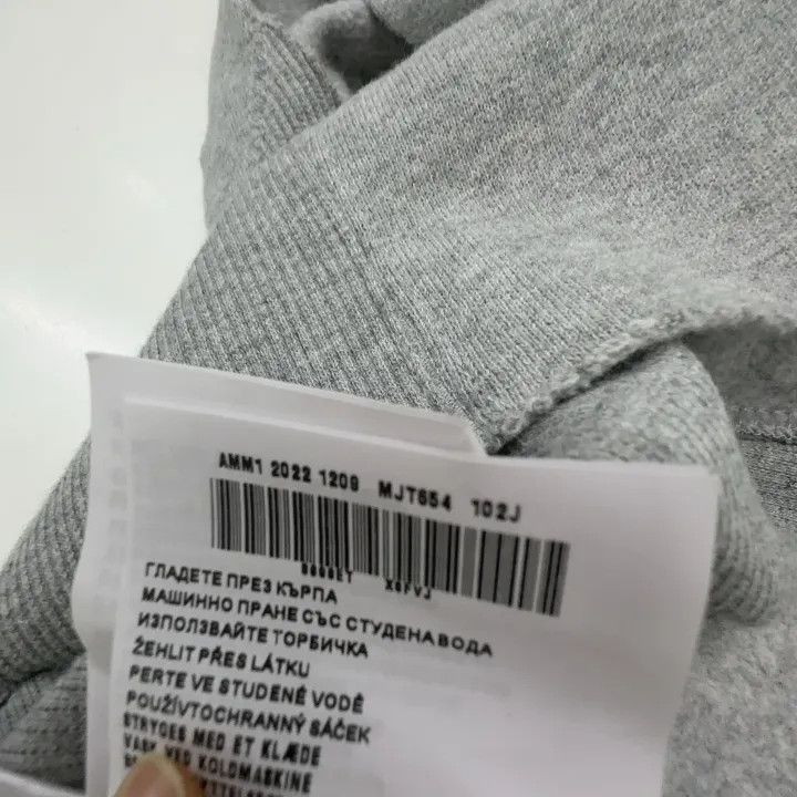 Miu Miu Miu Miu Gray Sleeveless Hoodie for Women 0079 Size L / US 10 / IT 46 - 5 Thumbnail