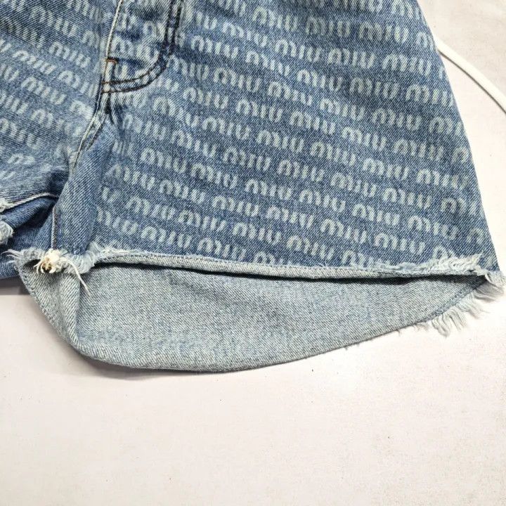 Miu Miu Miu Miu SS22 Logo Denim Shorts 0079 Size 27" / US 4 / IT 40 - 9 Thumbnail