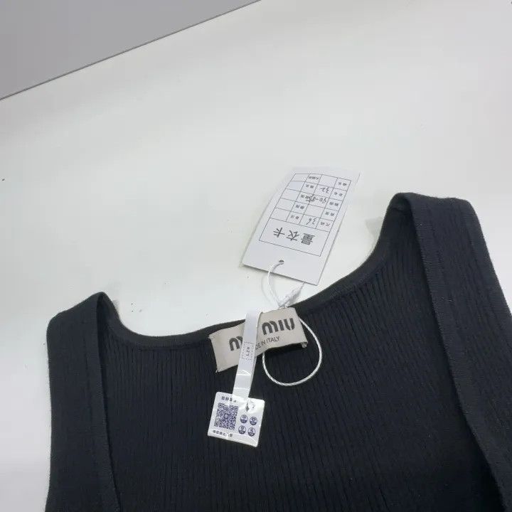 Miu Miu Miu Miu Black Logo Print Cropped Tank Top 0079 Size S / US 4 / IT 40 - 7 Thumbnail