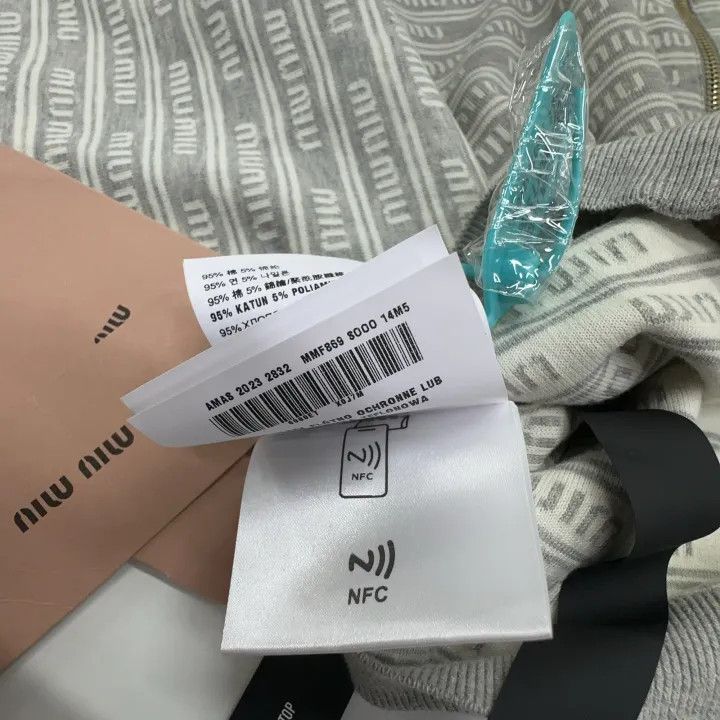 Miu Miu Miu Miu SS24 Gray Cropped Zip Jacket 0079 Size S / US 4 / IT 40 - 6 Thumbnail