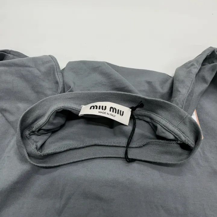 Miu Miu Miu Miu Logo Long Sleeve Casual T-Shirt 0079 Size XS / US 0-2 / IT 36-38 - 8 Thumbnail