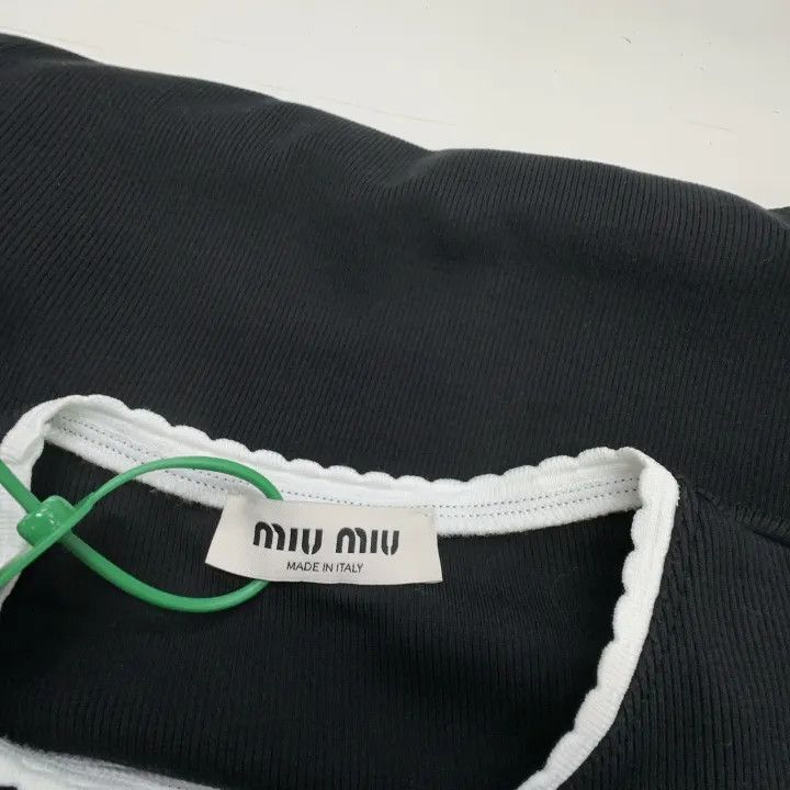Miu Miu Miu Miu Short Sleeve Logo Dress for Women 0079 Size S / US 4 / IT 40 - 2 Thumbnail
