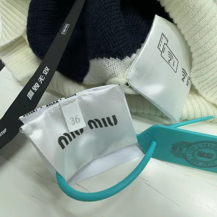 Miu Miu Miu Miu Blue Letter Print Knit Top 0079 Size S / US 4 / IT 40 - 3 Thumbnail