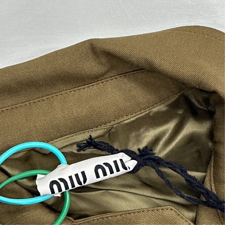Miu Miu Miu Miu Beige Logo Zip Collar Casual Jacket 0079 Size M / US 6-8 / IT 42-44 - 3 Thumbnail