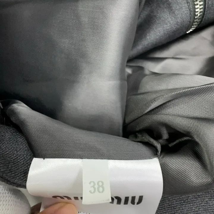 Miu Miu Miu Miu Gray Long Sleeve Zip Jacket 0079 Size M / US 6-8 / IT 42-44 - 4 Thumbnail