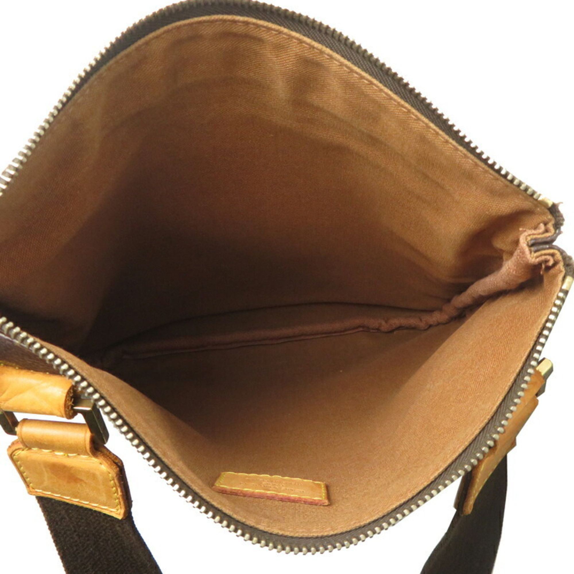 Louis Vuitton Louis Vuitton Bosphore shoulder Size ONE SIZE - 7 Thumbnail