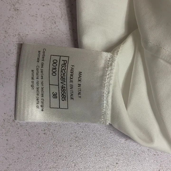 Chanel Chanel White Casual Sleeveless Top 0079 Size M / US 6-8 / IT 42-44 - 2 Thumbnail