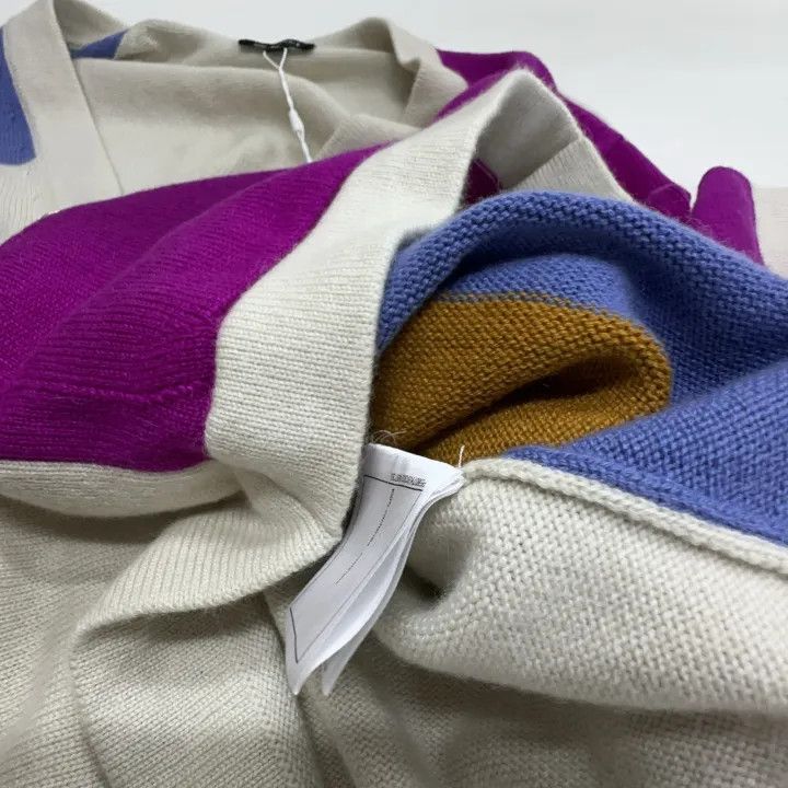 Chanel Chanel Color Block Cashmere Sweater for Women 0079 Size XS / US 0-2 / IT 36-38 - 8 Thumbnail