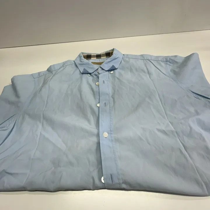 Burberry Burberry Casual Solid Short Sleeve Shirt 0079 Size L / US 10 / IT 46 - 6 Thumbnail