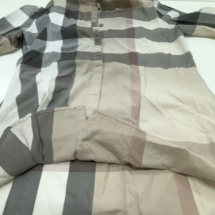 Burberry Burberry Plaid Long Sleeve Casual Shirt for Women 0079 Size S / US 4 / IT 40 - 7 Thumbnail