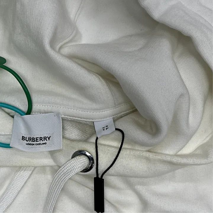 Burberry Burberry Embroidered Deer Pattern Hooded Sweatshirt 0079 Size XS / US 0-2 / IT 36-38 - 3 Thumbnail