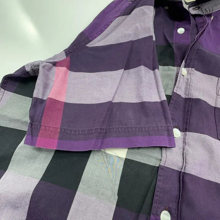 Burberry Burberry Casual Fashion Short Sleeve T-Shirt 0079 Size S / US 4 / IT 40 - 8 Thumbnail