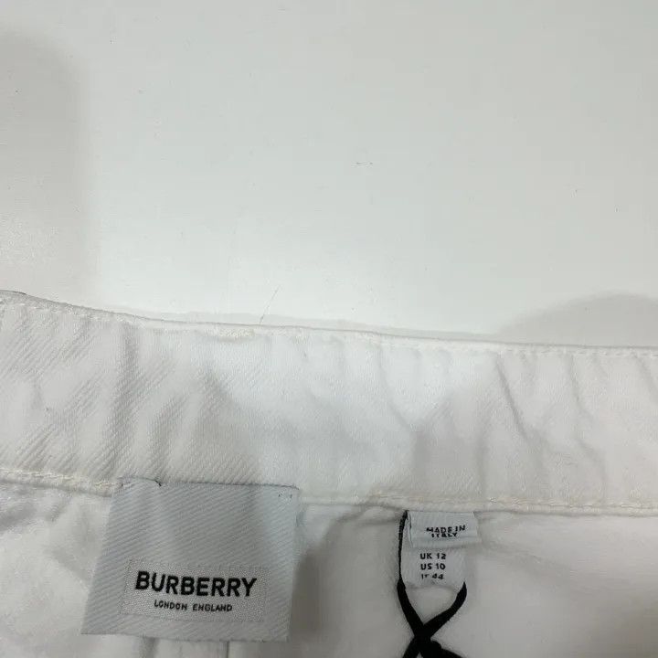Burberry Burberry White Pocket Mini Skirt for Women 0079 Size 30" / US 8 / IT 44 - 2 Thumbnail