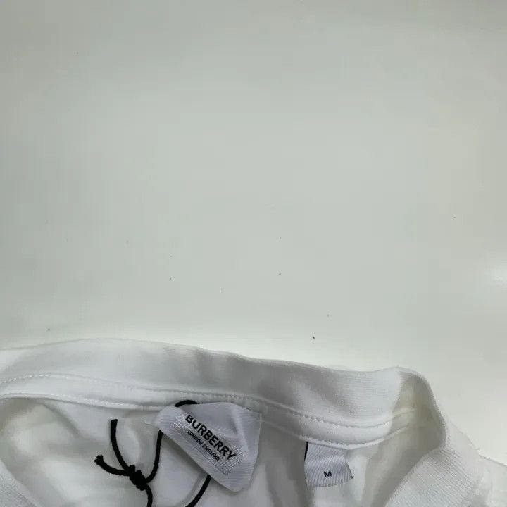 Burberry Burberry White Logo Embroidered T-Shirt 0079 Size M / US 6-8 / IT 42-44 - 5 Thumbnail