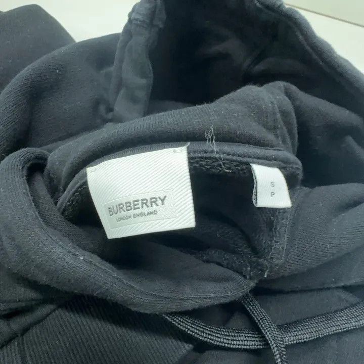 Burberry Burberry Black Hooded Deer Print Sweatshirt 0079 Size S / US 4 / IT 40 - 5 Thumbnail