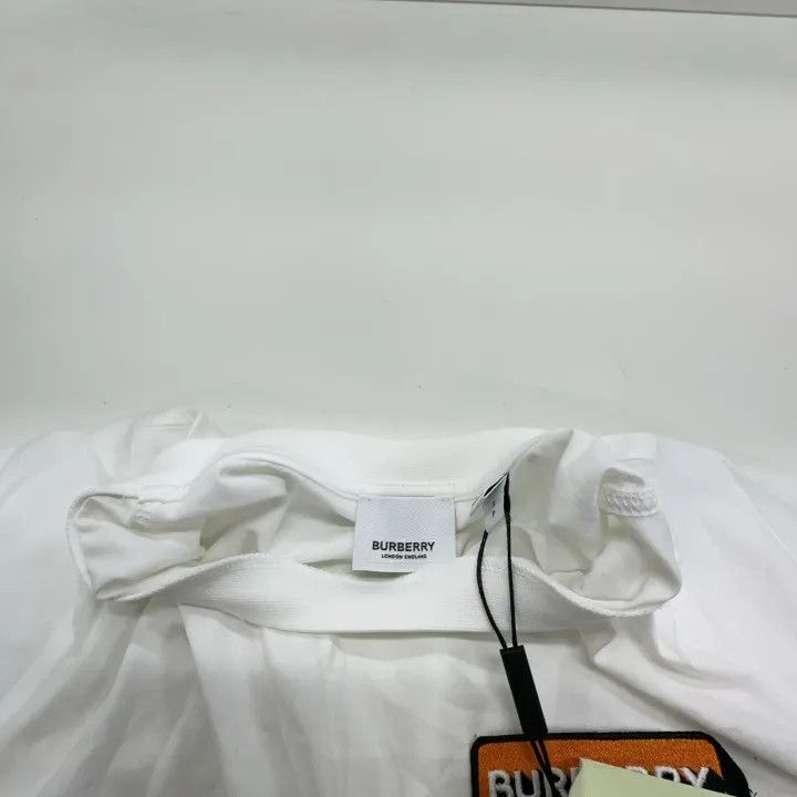 Burberry Burberry Logo Patch White Short Sleeve T-Shirt 0079 Size S / US 4 / IT 40 - 8 Thumbnail