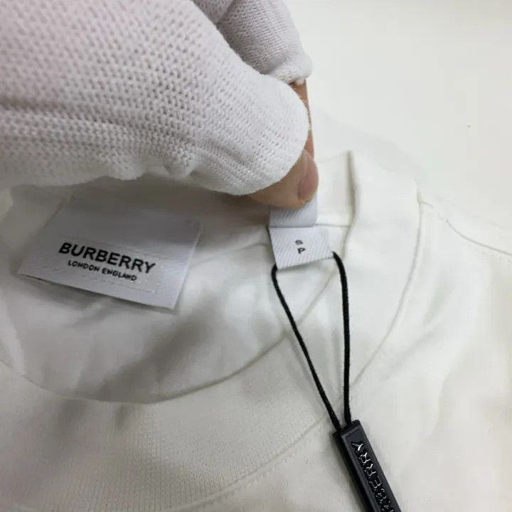 Burberry Burberry Logo Patch White Short Sleeve T-Shirt 0079 Size S / US 4 / IT 40 - 6 Thumbnail