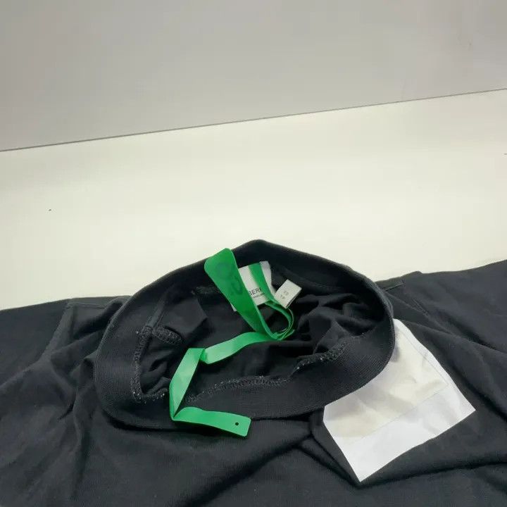 Burberry Burberry Black Graphic Cotton Oversized T-Shirt 0079 Size XS / US 0-2 / IT 36-38 - 6 Thumbnail
