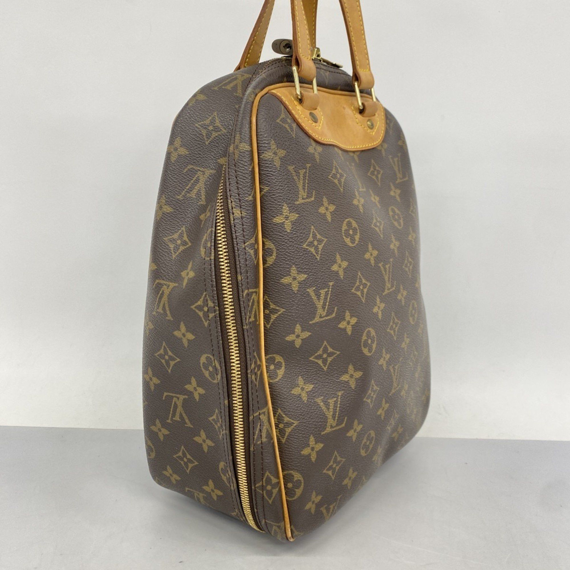 Louis Vuitton Louis Vuitton Excursion handbag Size ONE SIZE - 3 Thumbnail