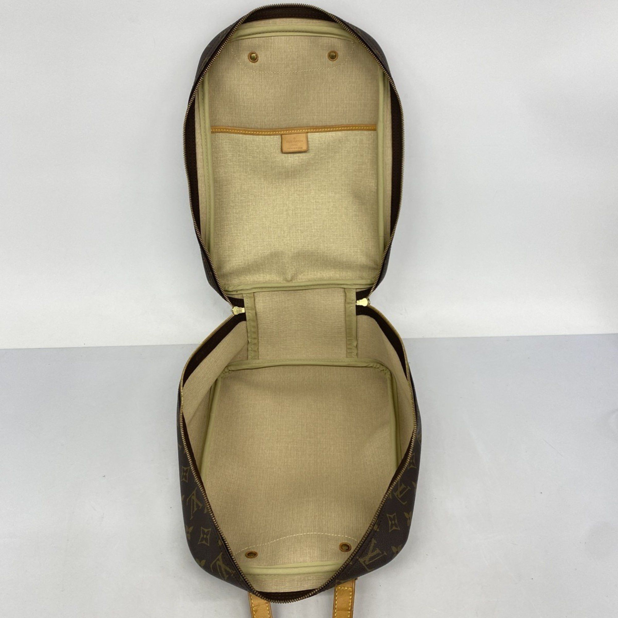 Louis Vuitton Louis Vuitton Excursion handbag Size ONE SIZE - 8 Thumbnail