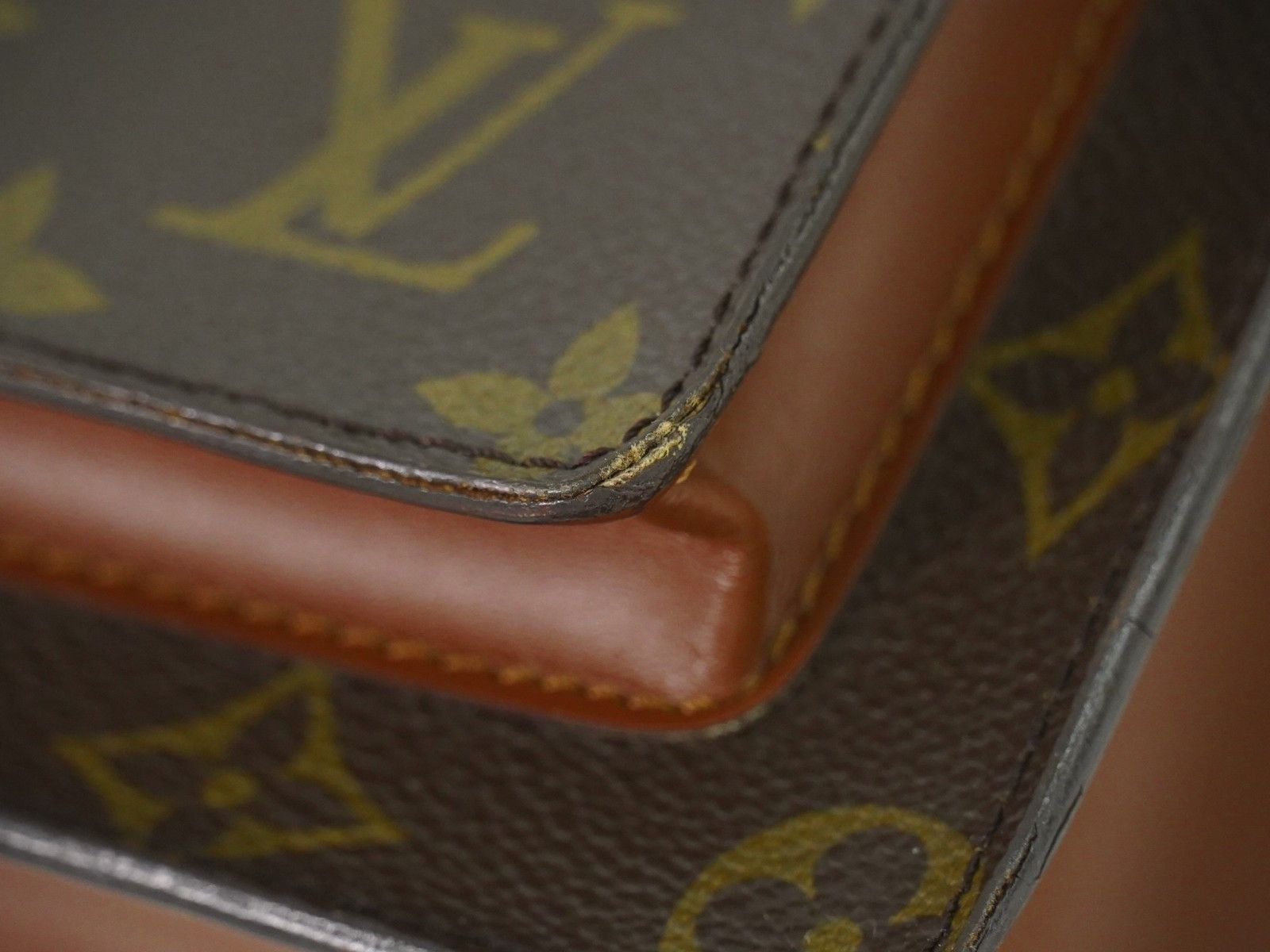 Louis Vuitton Louis Vuitton Monceau Handbag handbag Size ONE SIZE - 9 Thumbnail