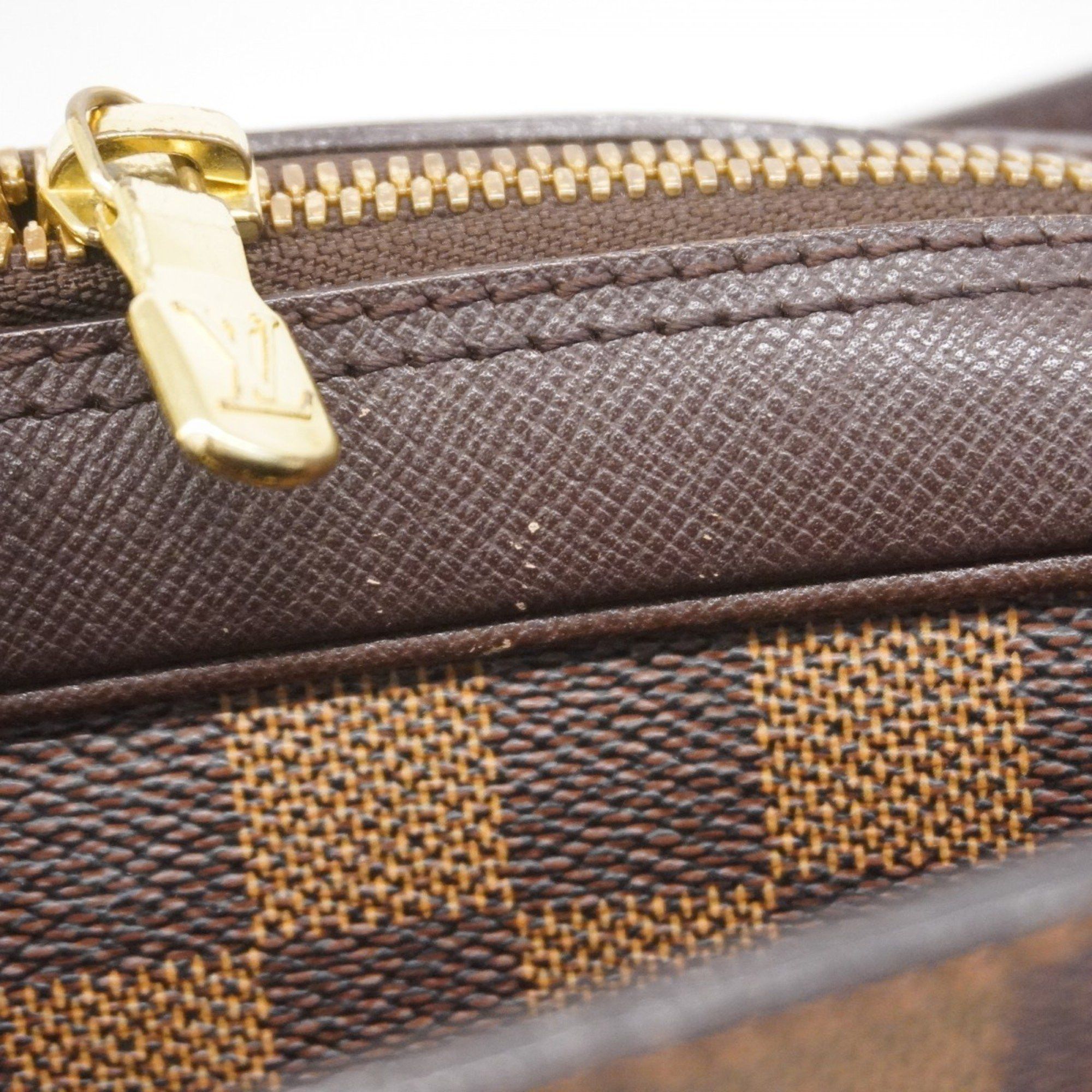 Louis Vuitton Louis Vuitton Triana handbag Size ONE SIZE - 8 Thumbnail