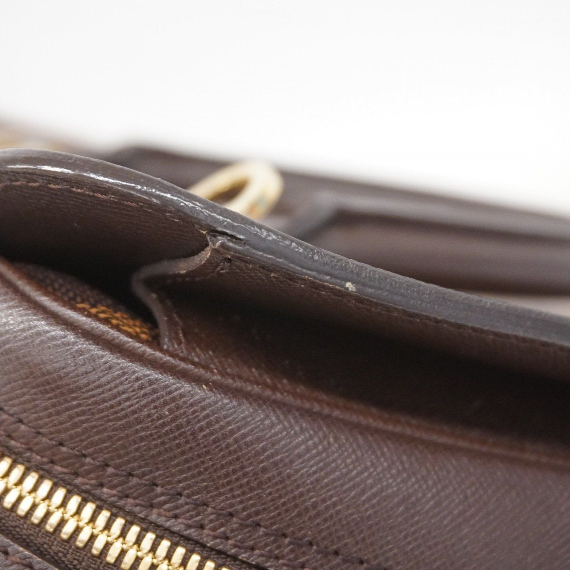 Louis Vuitton Louis Vuitton Triana handbag Size ONE SIZE - 13 Thumbnail