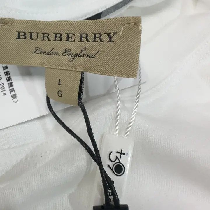 Burberry Burberry White Lace Short Sleeve T-Shirt 0079 Size L / US 10 / IT 46 - 9 Thumbnail