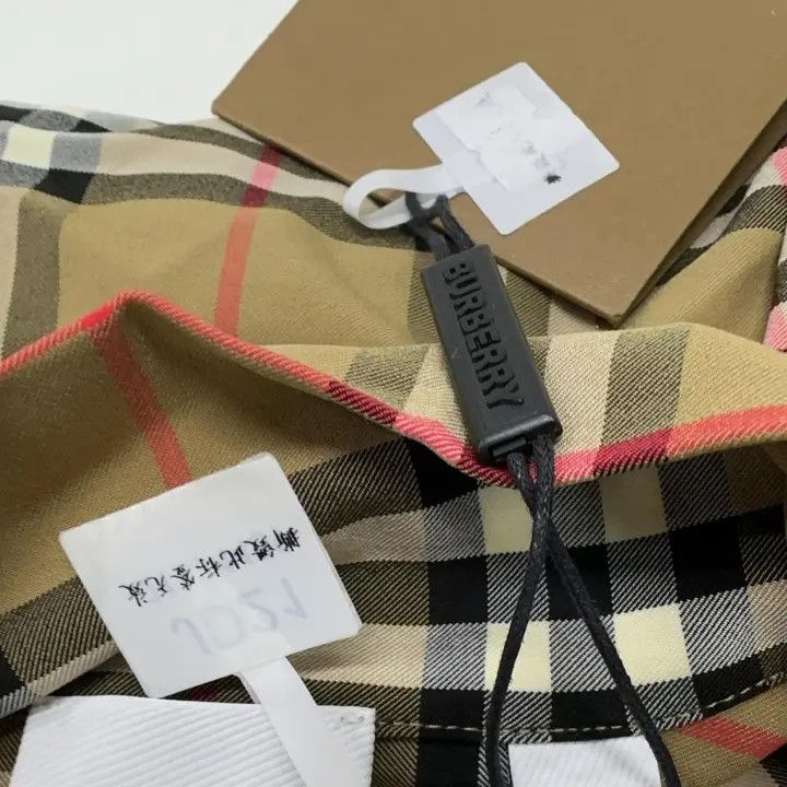Burberry Burberry Classic Zip Turtleneck Long Sleeve Top 0079 Size M / US 6-8 / IT 42-44 - 7 Thumbnail
