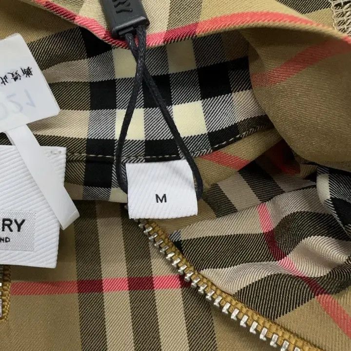 Burberry Burberry Classic Zip Turtleneck Long Sleeve Top 0079 Size M / US 6-8 / IT 42-44 - 9 Thumbnail