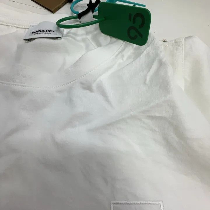 Burberry Burberry White Letter Embroidered T-Shirt 0079 Size M / US 6-8 / IT 42-44 - 4 Thumbnail