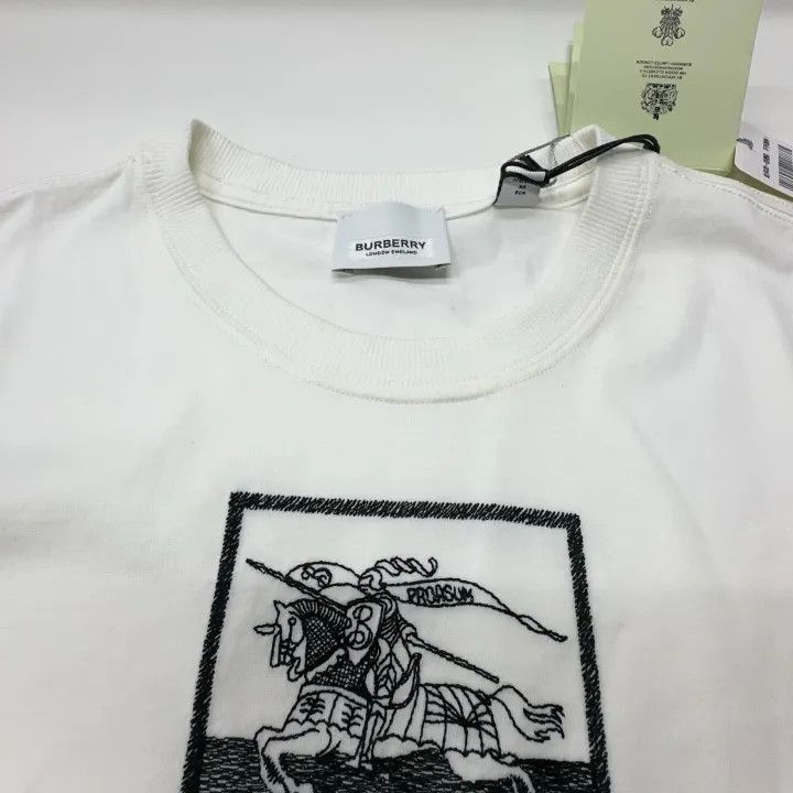Burberry Burberry Logo Print Round Neck Short Sleeve T-Shirt 0079 Size XS / US 0-2 / IT 36-38 - 11 Thumbnail