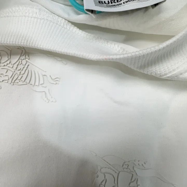Burberry Burberry Patterned Short Sleeve T-shirt for Women 0079 Size XS / US 0-2 / IT 36-38 - 5 Thumbnail