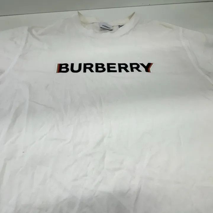 Burberry Burberry SS23 Logo Print Cotton T-Shirt 0079 Size S / US 4 / IT 40 - 8 Thumbnail