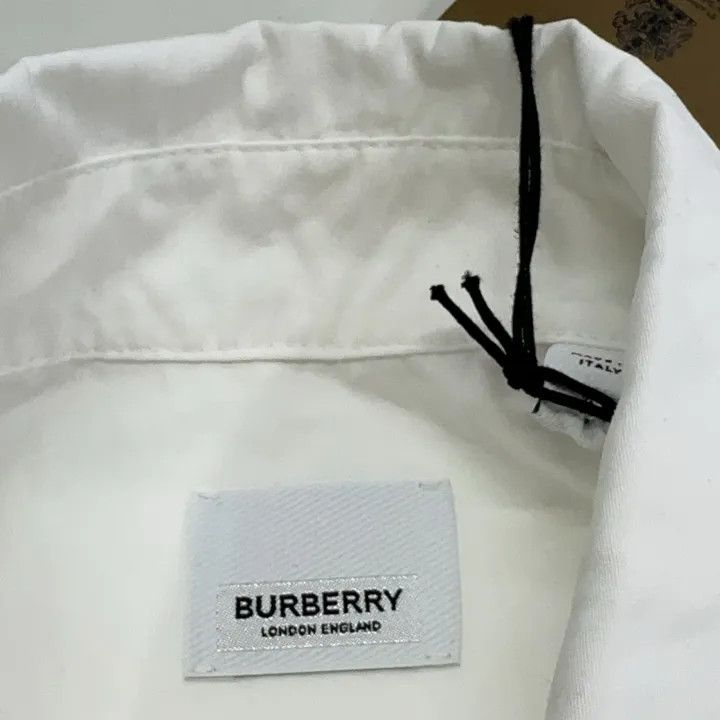 Burberry Burberry SS23 White Casual Lace Shirt 0079 Size M / US 6-8 / IT 42-44 - 6 Thumbnail