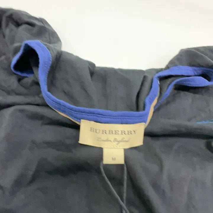 Burberry Burberry Logo Embroidered V-Neck T-Shirt 0079 Size M / US 6-8 / IT 42-44 - 12 Thumbnail