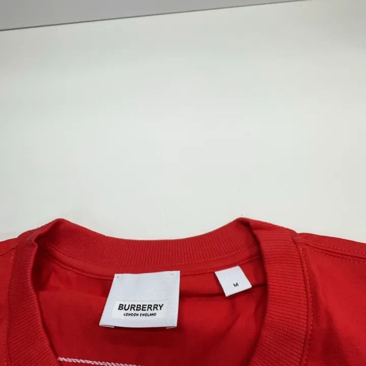 Burberry Burberry SS23 Red Logo Print Short Sleeve T-Shirt 0079 Size M / US 6-8 / IT 42-44 - 4 Thumbnail