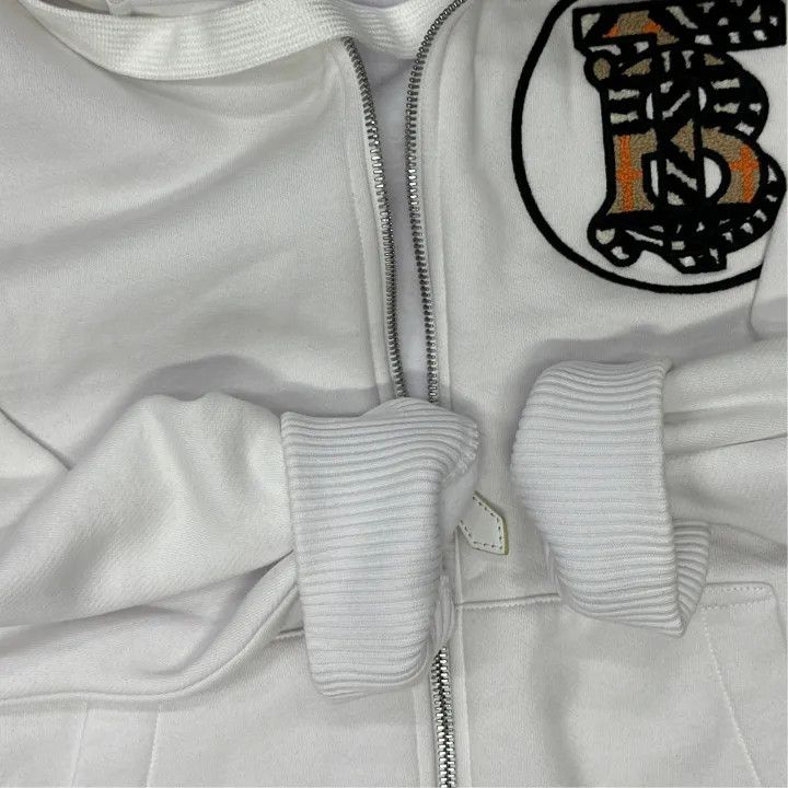 Burberry Burberry Logo Hoodie with Zip Closure 0079 Size S / US 4 / IT 40 - 5 Thumbnail
