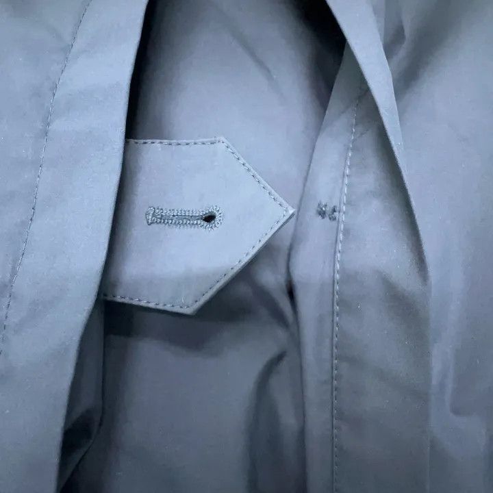 Burberry Burberry Classic Double-Breasted Belted Trench Coat 0079 Size L / US 10 / IT 46 - 6 Thumbnail